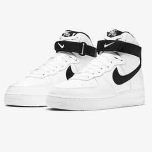 Nike high tops black and white, mens 7.5, woman’s 9